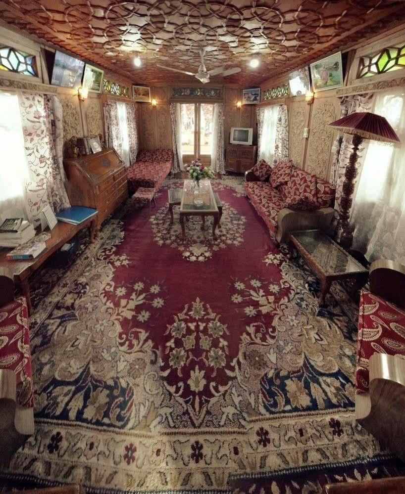 Hotel New Bul Bul Group Of Houseboats Srinagar Durgjan Exterior foto