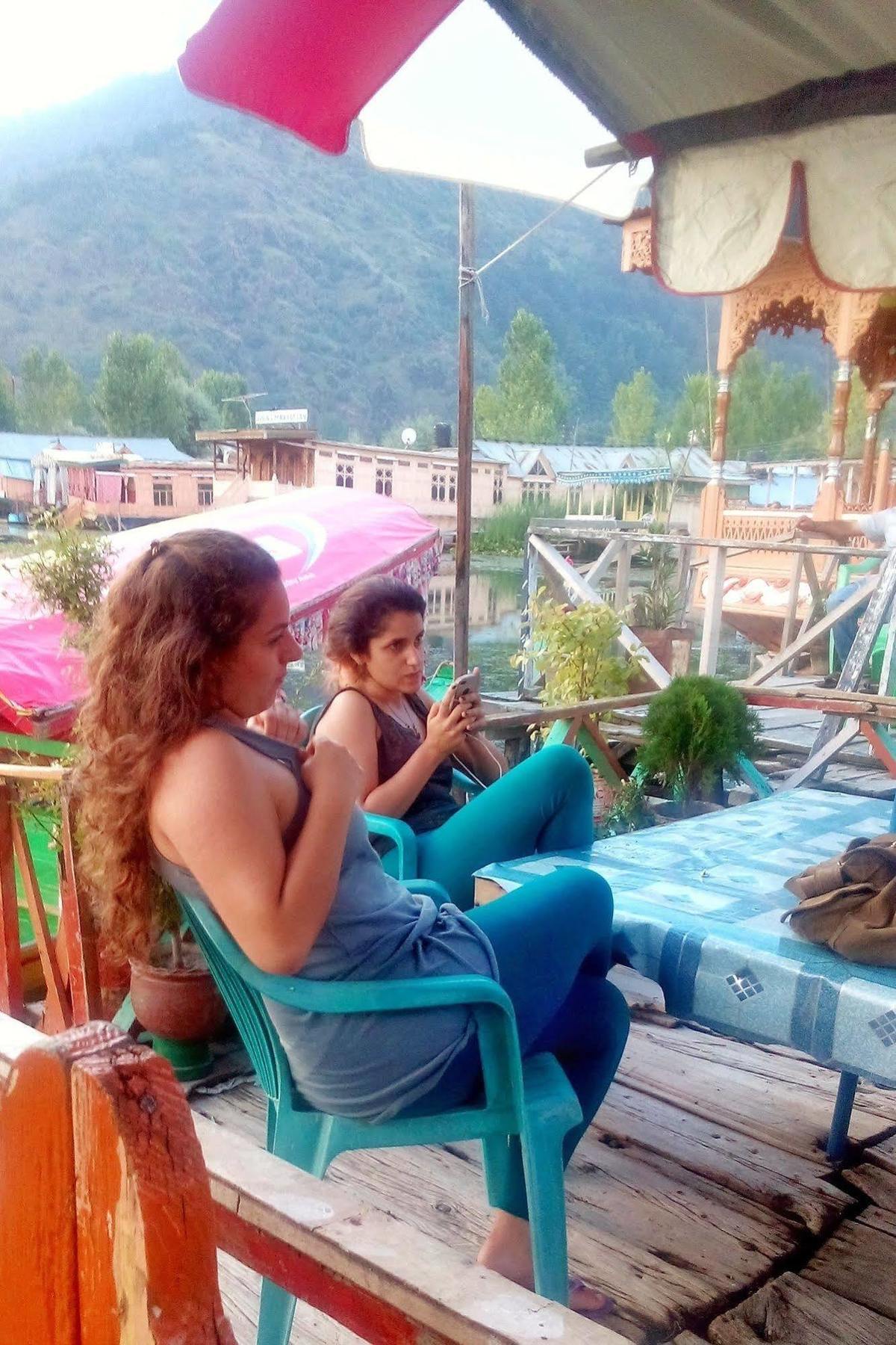 Hotel New Bul Bul Group Of Houseboats Srinagar Durgjan Exterior foto