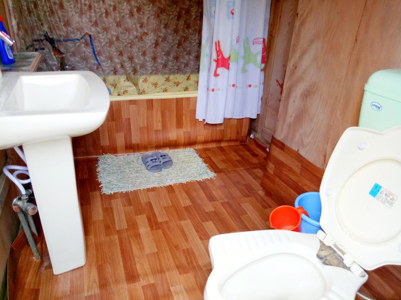Hotel New Bul Bul Group Of Houseboats Srinagar Durgjan Exterior foto